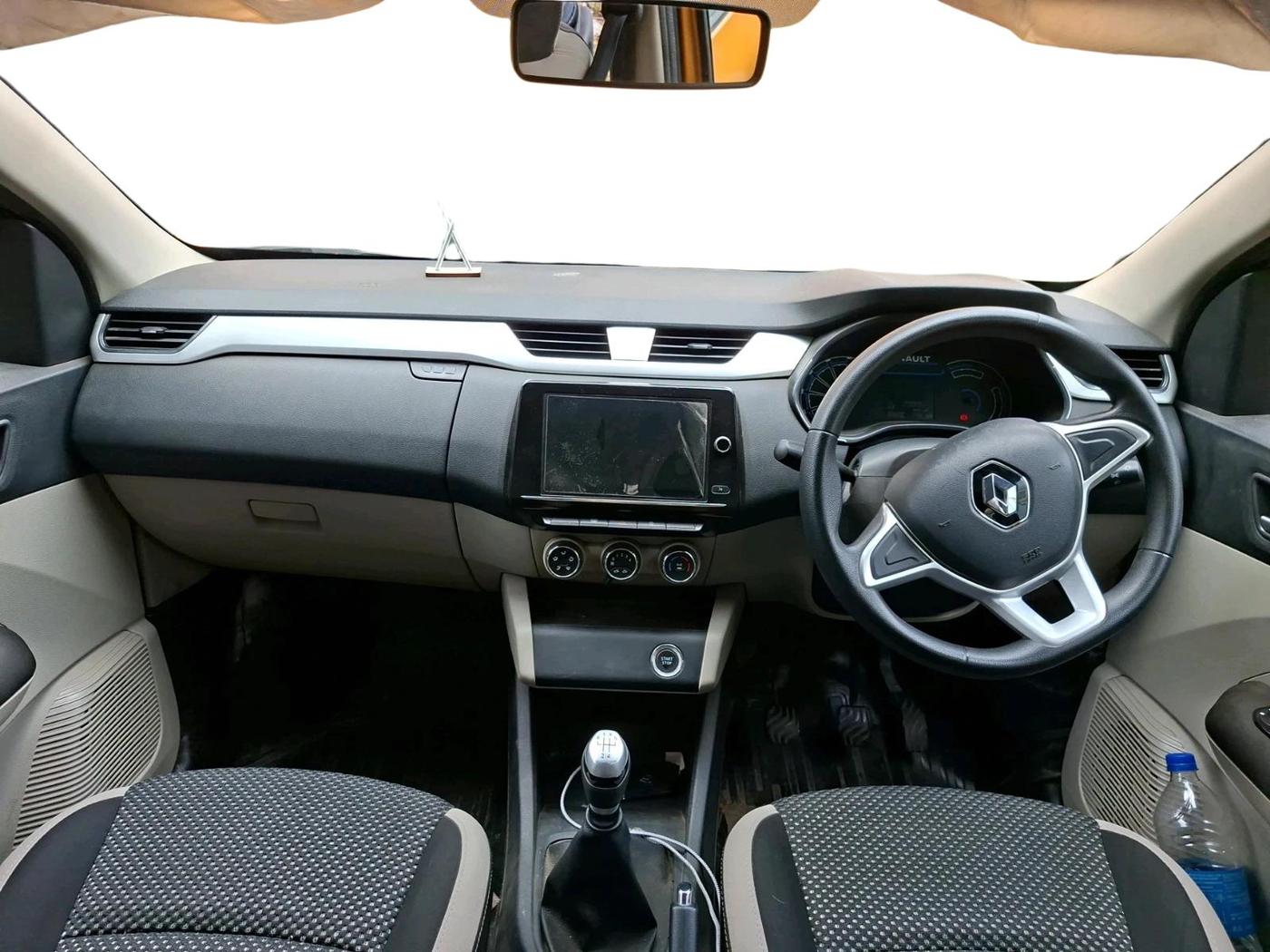 2020 Renault TRIBER RXZ, Petrol, Manual, 20,893 km, interior