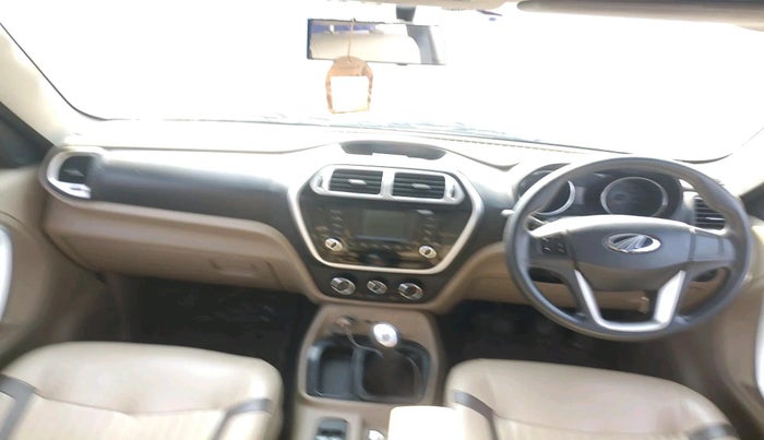 2016 Mahindra TUV300 T8, Diesel, Manual, 50,778 km, interior