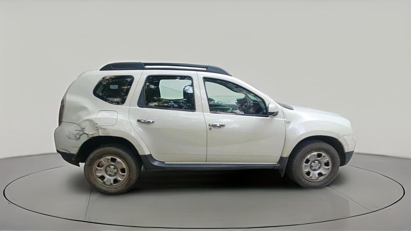 2014 Renault Duster RXL PETROL, Petrol, Manual, 56,661 km, exterior