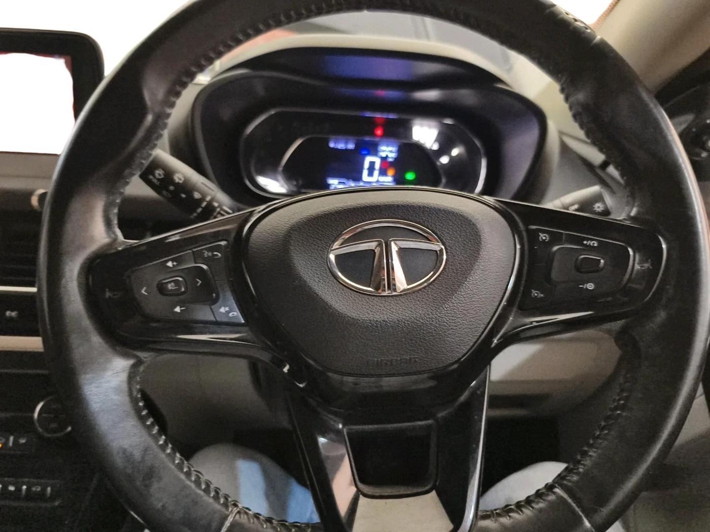 2022 Tata NEXON XZ PLUS (HS) PETROL, Petrol, Manual, 51,304 km, interior