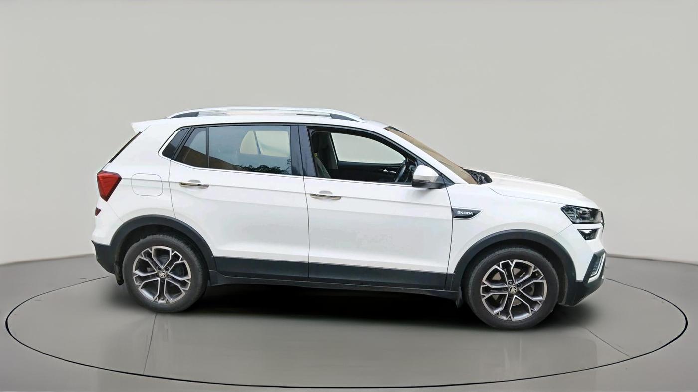 2022 Skoda KUSHAQ STYLE 1.5L TSI MT, Petrol, Manual, 28,399 km, exterior