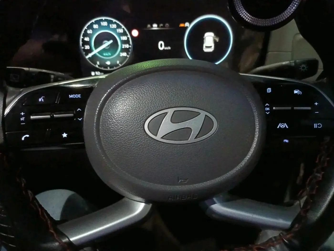 2024 Hyundai Creta SX (O) 1.5 PETROL, Petrol, Manual, 24,590 km, interior