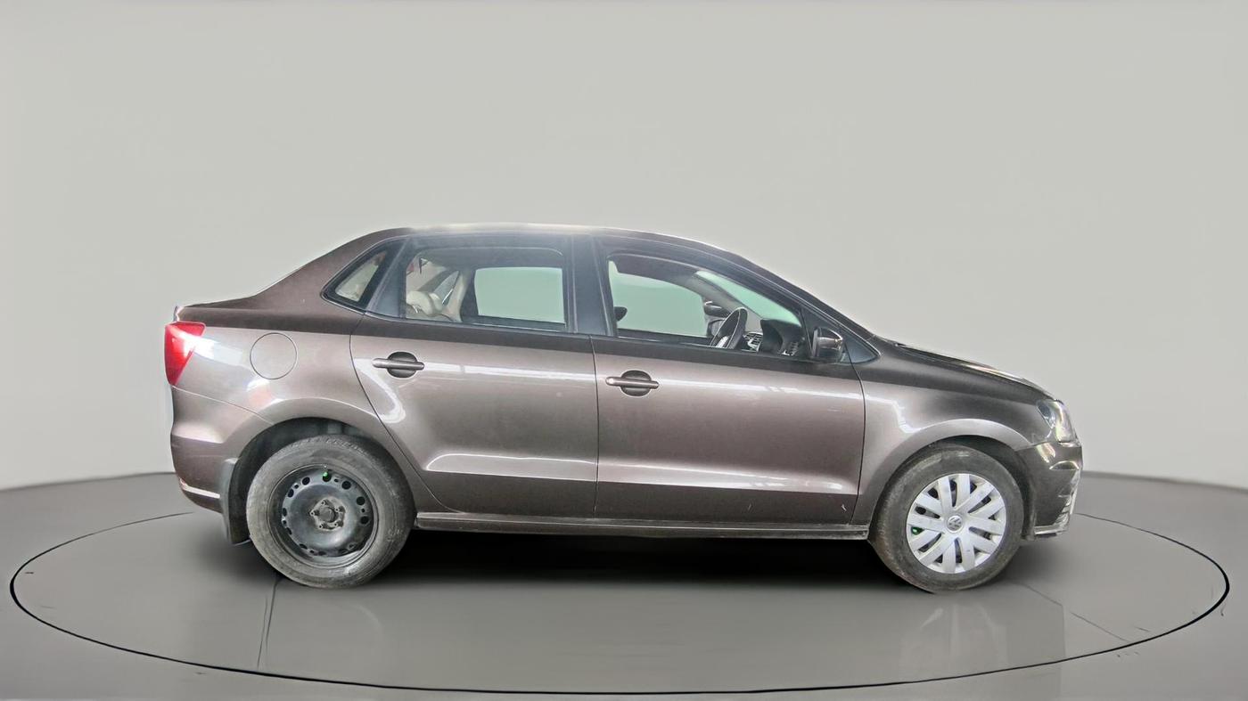 2017 Volkswagen Ameo COMFORTLINE 1.2L, Petrol, Manual, 40,415 km, exterior