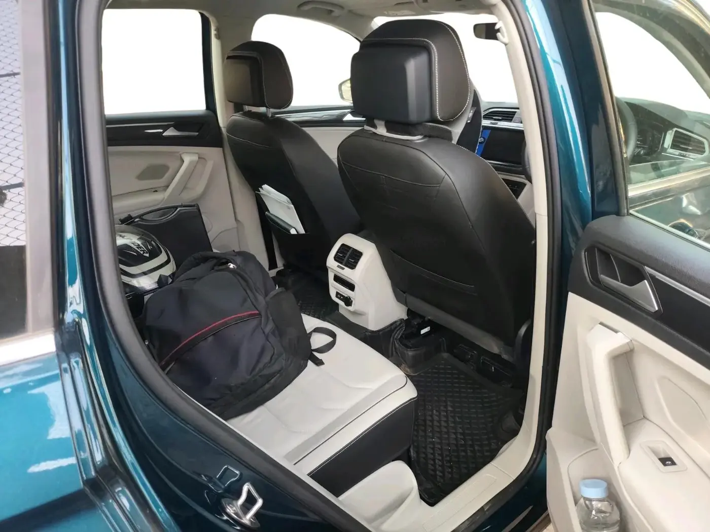 2024 Volkswagen TIGUAN ELEGANCE 2.0 TSI DSG, Petrol, Automatic, 1,969 km, interior