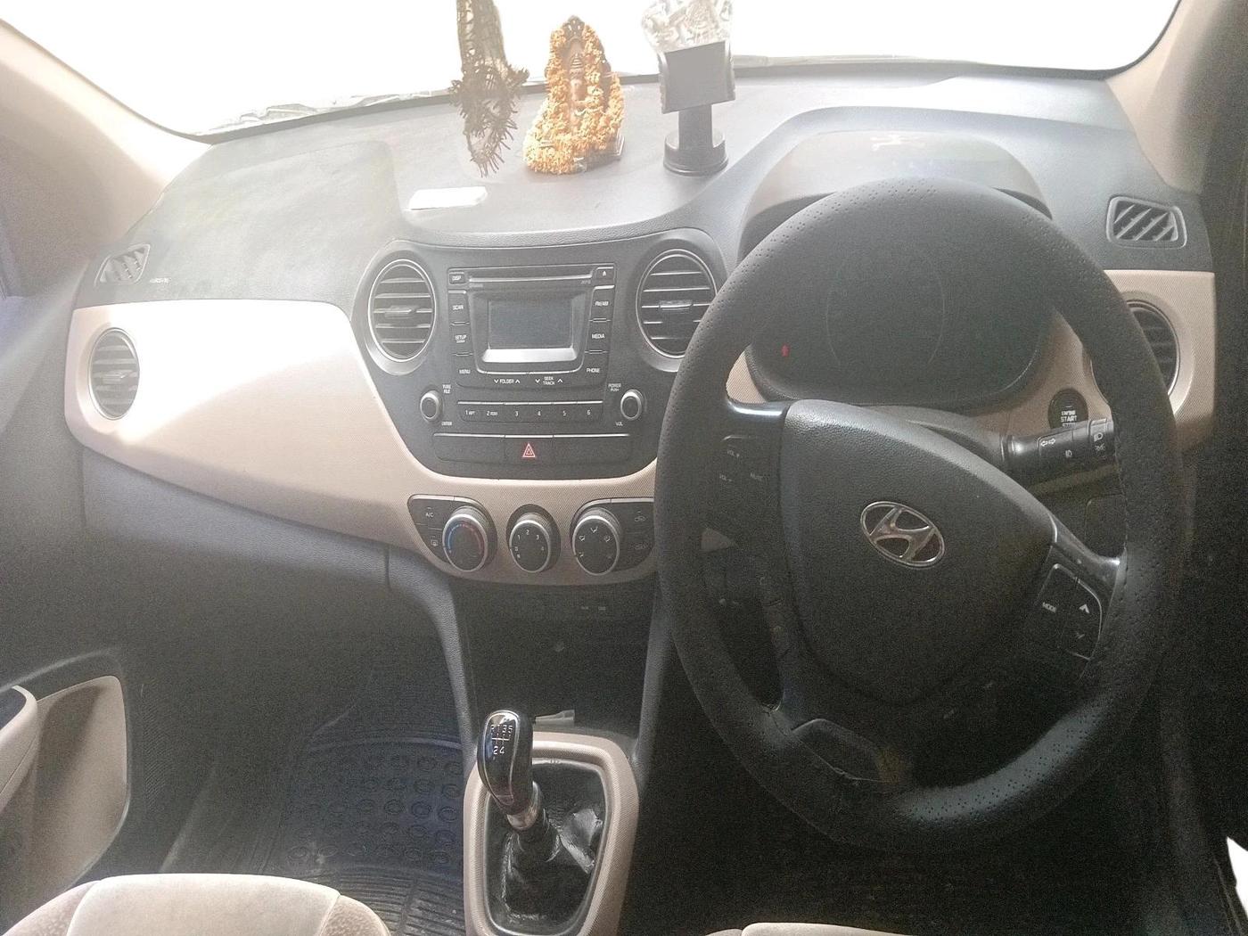 2013 Hyundai Grand i10 ASTA 1.1 CRDI, Diesel, Manual, 46,657 km, interior
