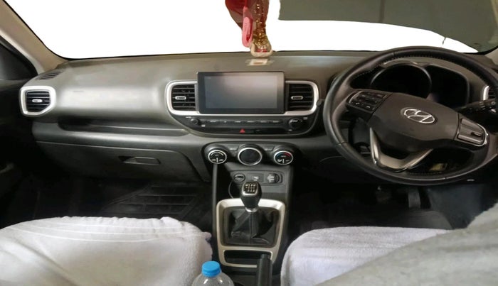 2020 Hyundai VENUE SX 1.0 TURBO, Petrol, Manual, 68,128 km, interior