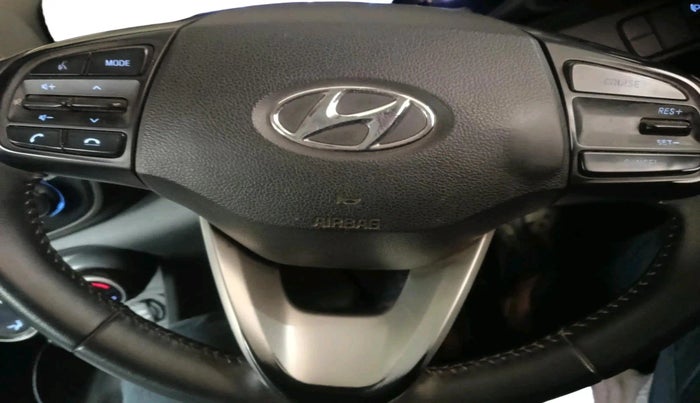 2020 Hyundai VENUE SX 1.0 TURBO, Petrol, Manual, 68,128 km, interior