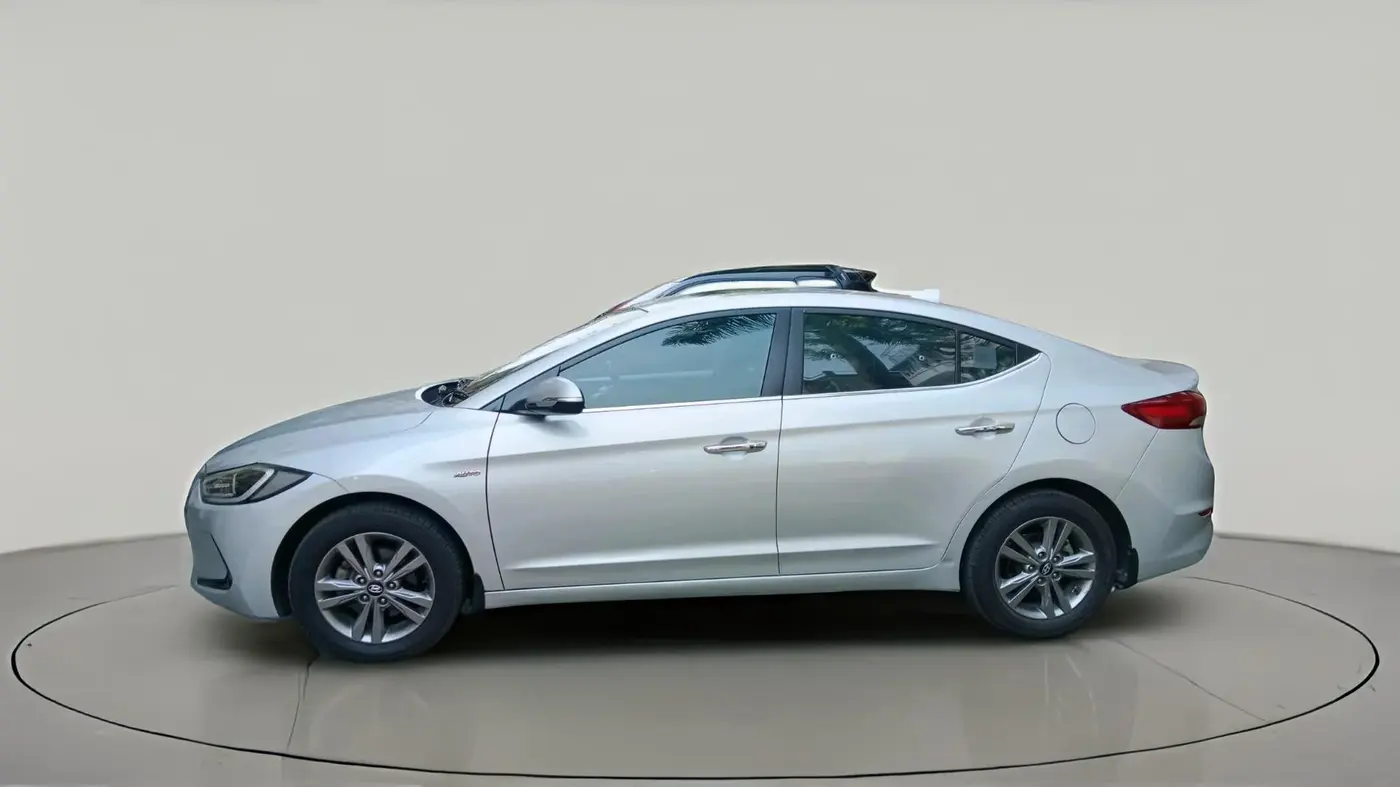 2017 Hyundai New Elantra 1.6 SX (O) AT DIESEL, Diesel, Automatic, 1,09,200 km, exterior