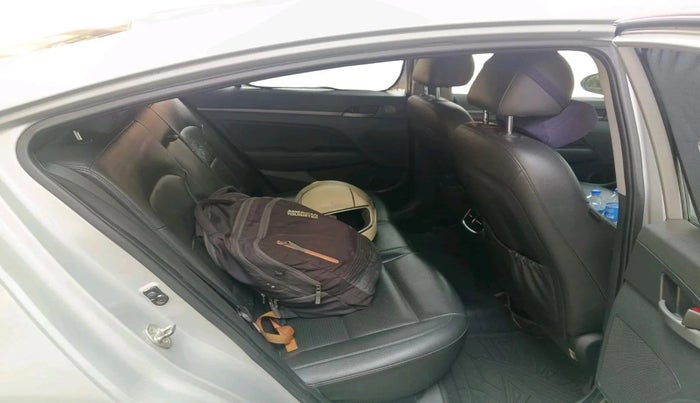 2017 Hyundai New Elantra 1.6 SX (O) AT DIESEL, Diesel, Automatic, 1,08,886 km, interior