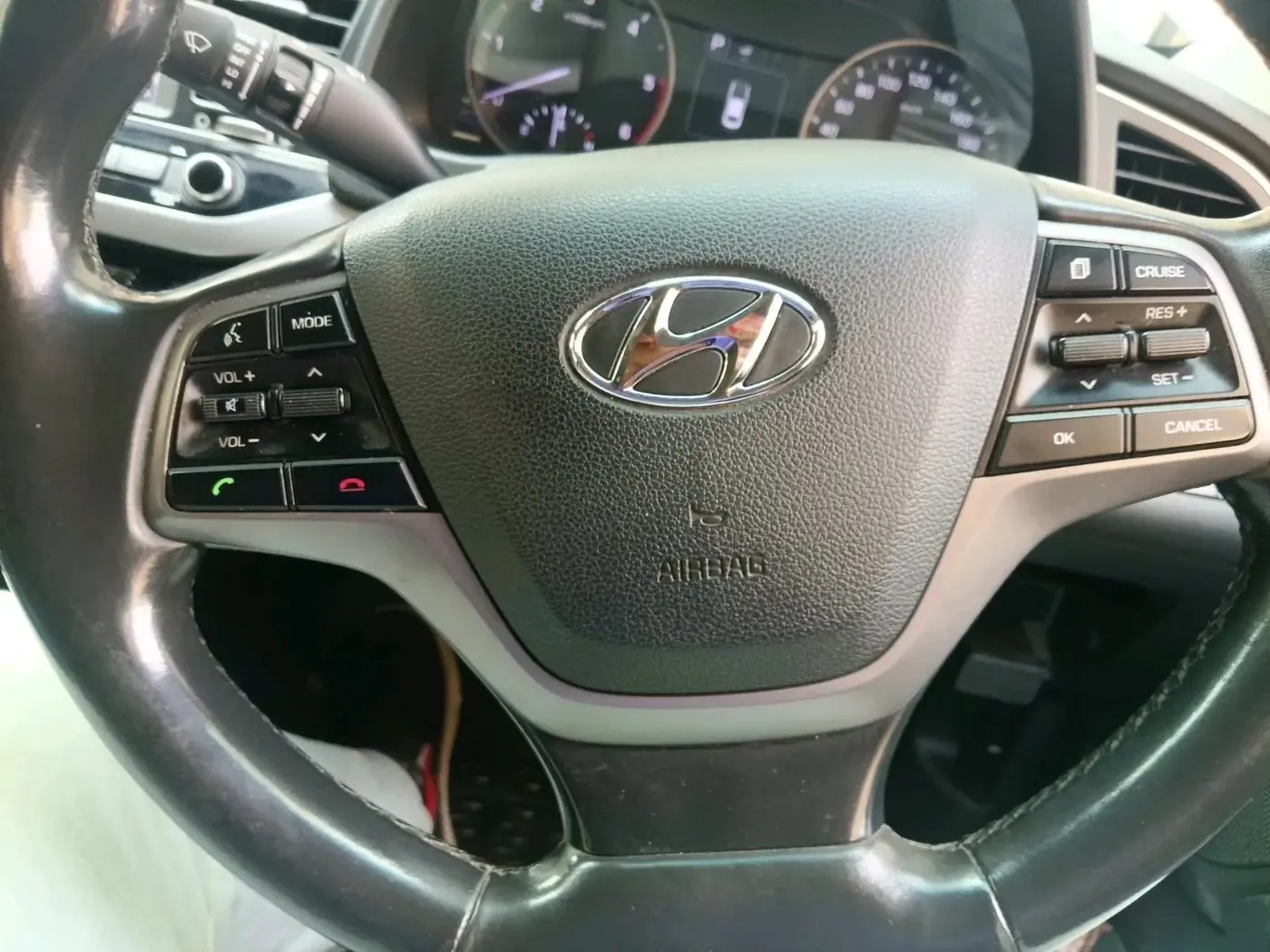 2017 Hyundai New Elantra 1.6 SX (O) AT DIESEL, Diesel, Automatic, 1,09,200 km, interior