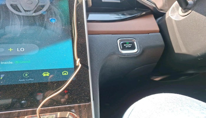 2023 MG HECTOR PLUS SHARP PRO 1.5 PETROL TURBO CVT 7 STR, Petrol, Automatic, 12,500 km, interior