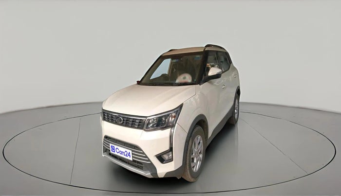 2022 Mahindra XUV300 W8 1.2 PETROL, Petrol, Manual, 32,421 km, exterior