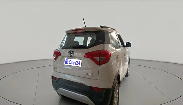 2022 Mahindra XUV300 W8 1.2 PETROL, Petrol, Manual, 32,421 km, exterior