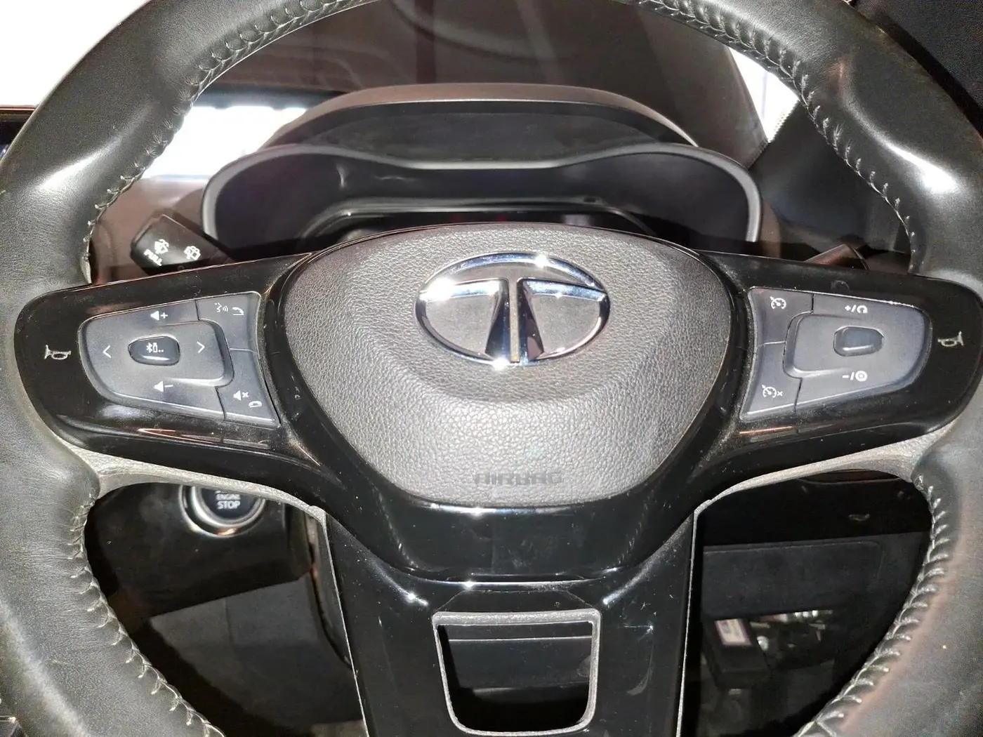 2022 Tata NEXON XZ PLUS (PREMIUM) DARK EDITION PETROL, Petrol, Manual, 54,000 km, interior