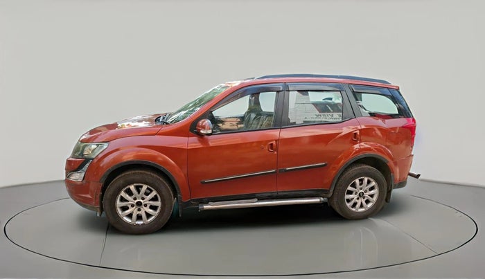 2015 Mahindra XUV500 W8, Diesel, Manual, 1,28,468 km, exterior