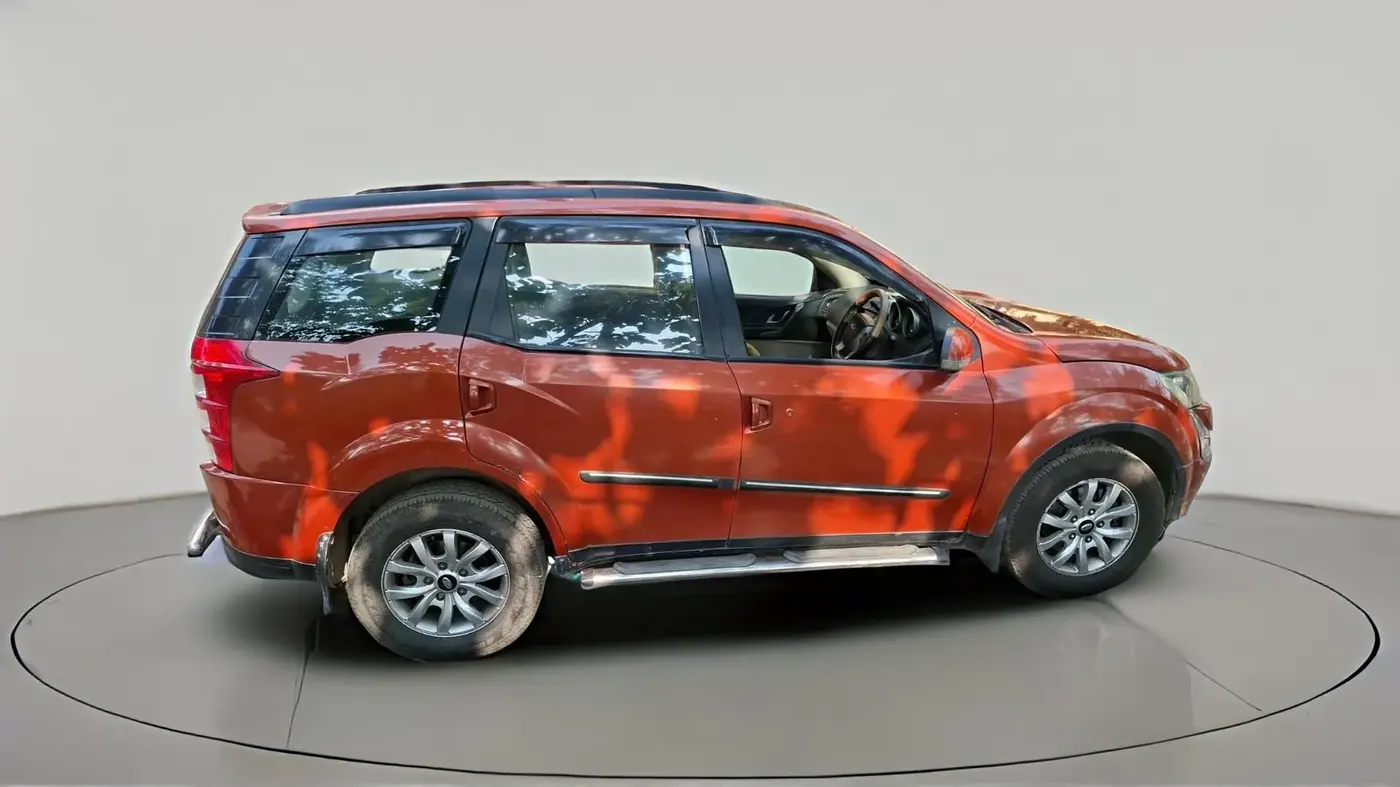 2015 Mahindra XUV500 W8, Diesel, Manual, 1,28,468 km, exterior