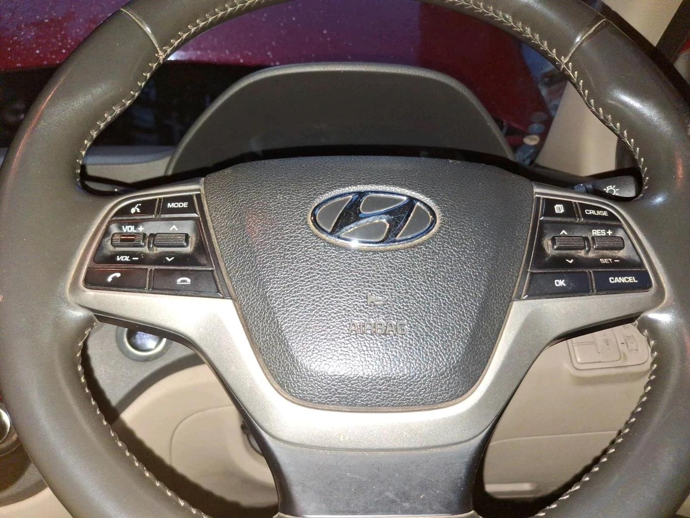 2017 Hyundai Verna 1.6 CRDI SX (O), Diesel, Manual, 53,978 km, interior