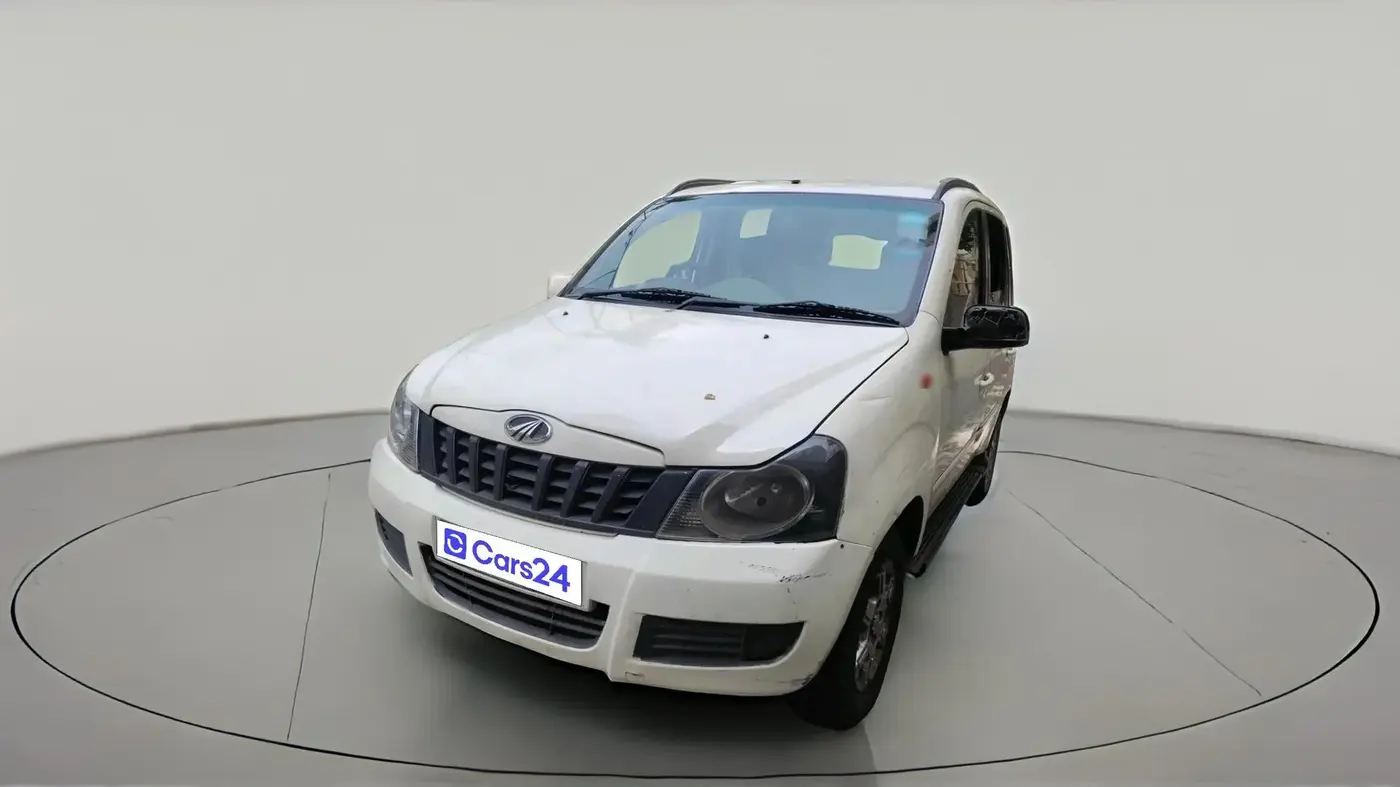 2013 Mahindra Quanto C8, Diesel, Manual, 2,18,166 km, exterior