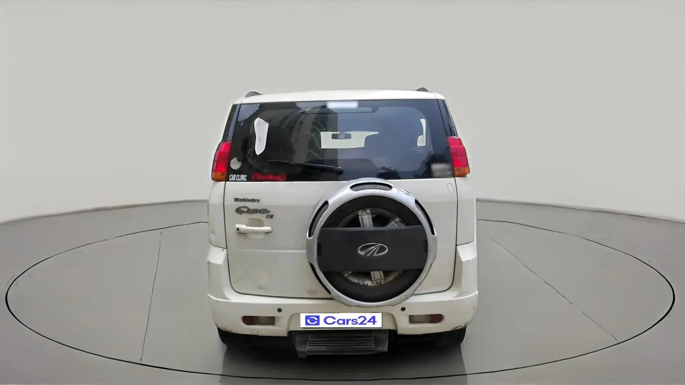 2013 Mahindra Quanto C8, Diesel, Manual, 2,18,166 km, exterior