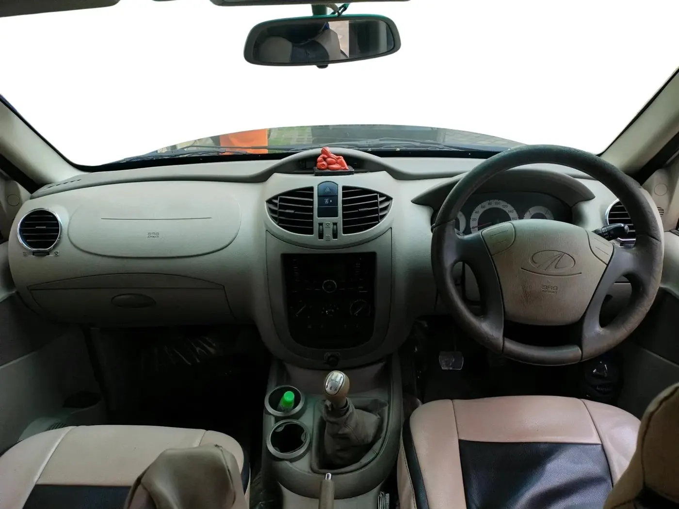 2013 Mahindra Quanto C8, Diesel, Manual, 2,18,166 km, interior