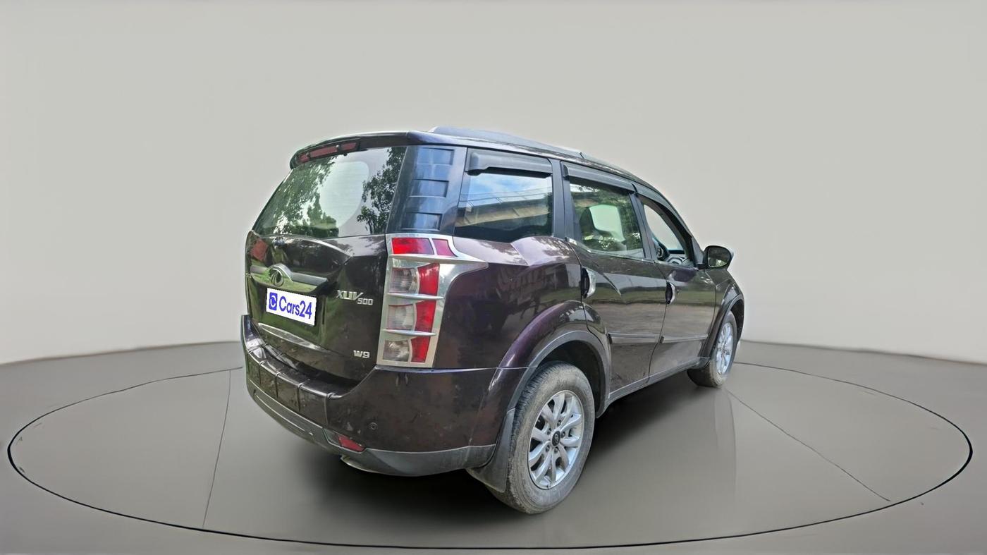 2017 Mahindra XUV500 W9, Diesel, Manual, 49,589 km, exterior