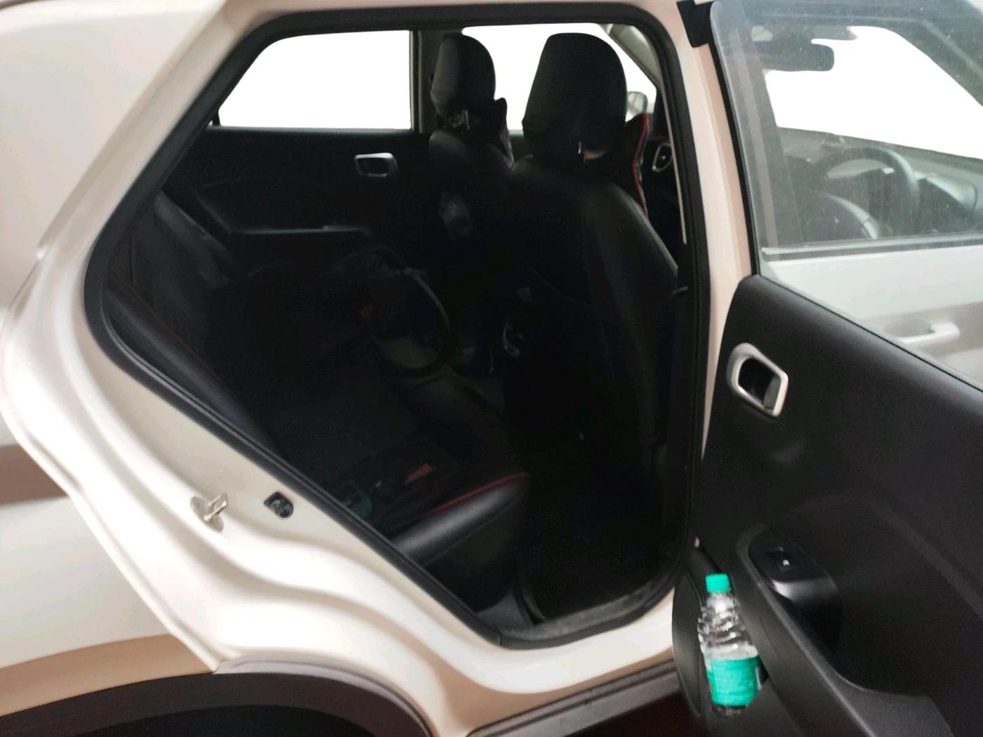2019 Hyundai VENUE SX 1.0 TURBO, Petrol, Manual, 18,933 km, interior