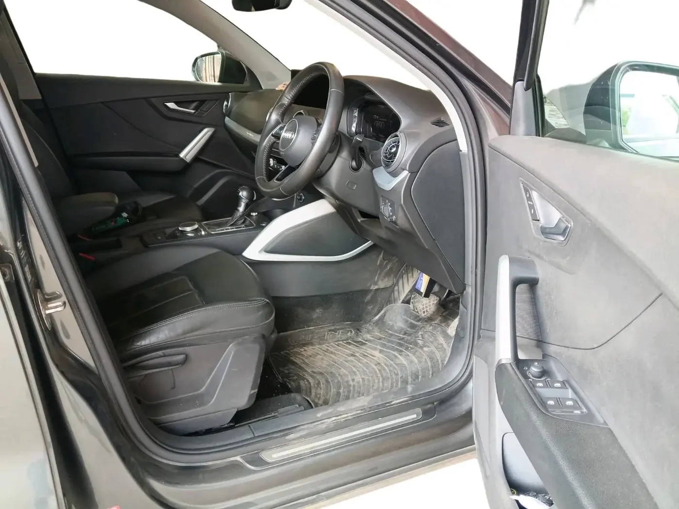 2020 Audi Q2 40 TFSI quattro, Petrol, Automatic, 22,141 km, interior