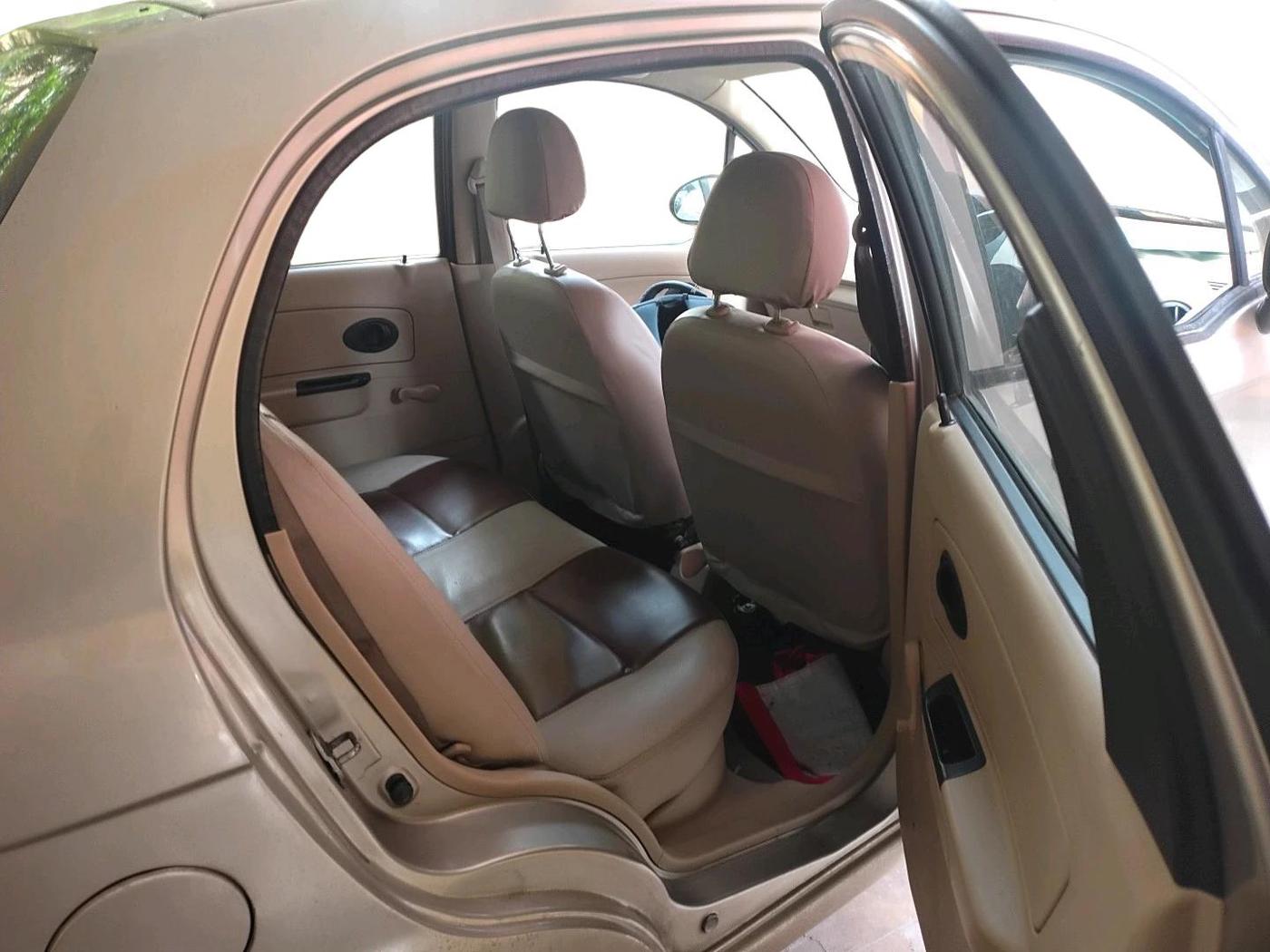 2011 Chevrolet Spark LS 1.0, Petrol, Manual, 27,715 km, interior