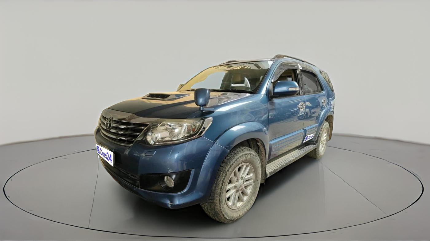 2013 Toyota Fortuner 3.0 4X4 MT, Diesel, Manual, 1,16,470 km, exterior