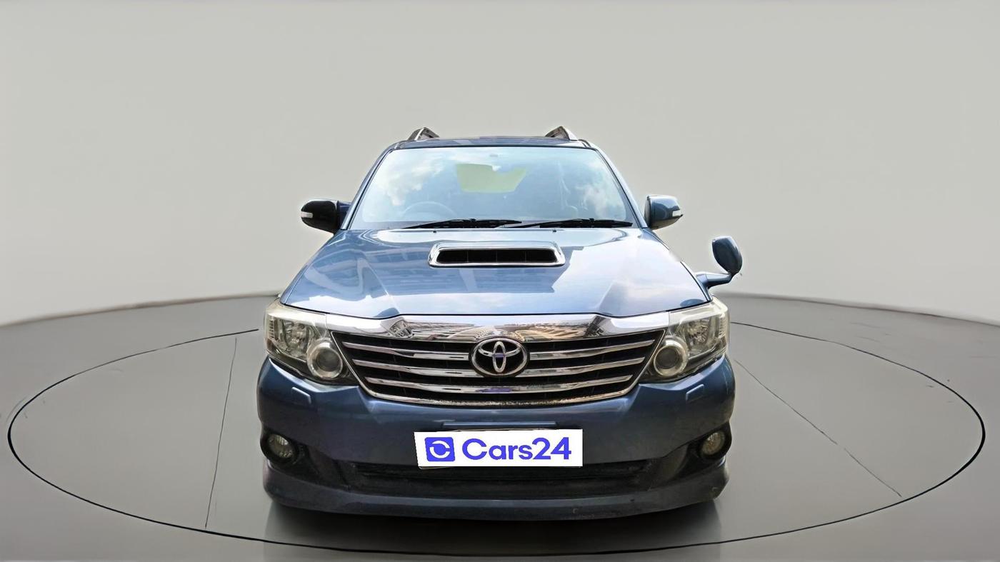 2013 Toyota Fortuner 3.0 4X4 MT, Diesel, Manual, 1,16,470 km, exterior