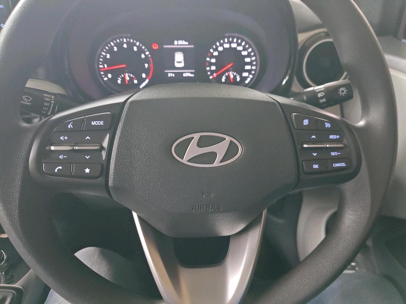 2025 Hyundai GRAND I10 NIOS Sportz (O) 1.2 Kappa VTVT, Petrol, Manual, 6,376 km, interior