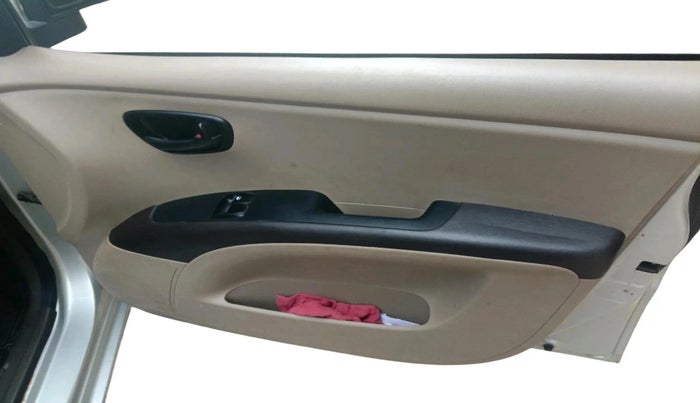 2011 Hyundai i10 ERA 1.1, Petrol, Manual, 1,01,008 km, interior