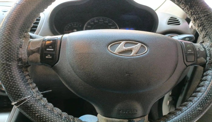 2011 Hyundai i10 ASTA 1.2 AT SUNROOF, Petrol, Automatic, 38,411 km, interior