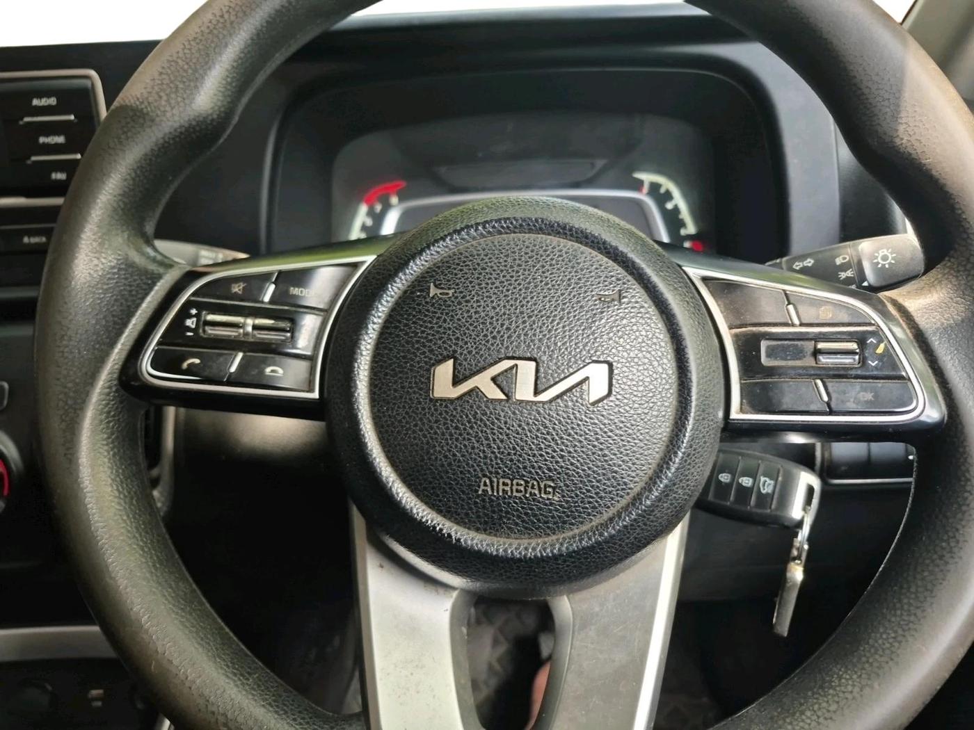2022 KIA SONET HTK 1.2, Petrol, Manual, 73,054 km, interior