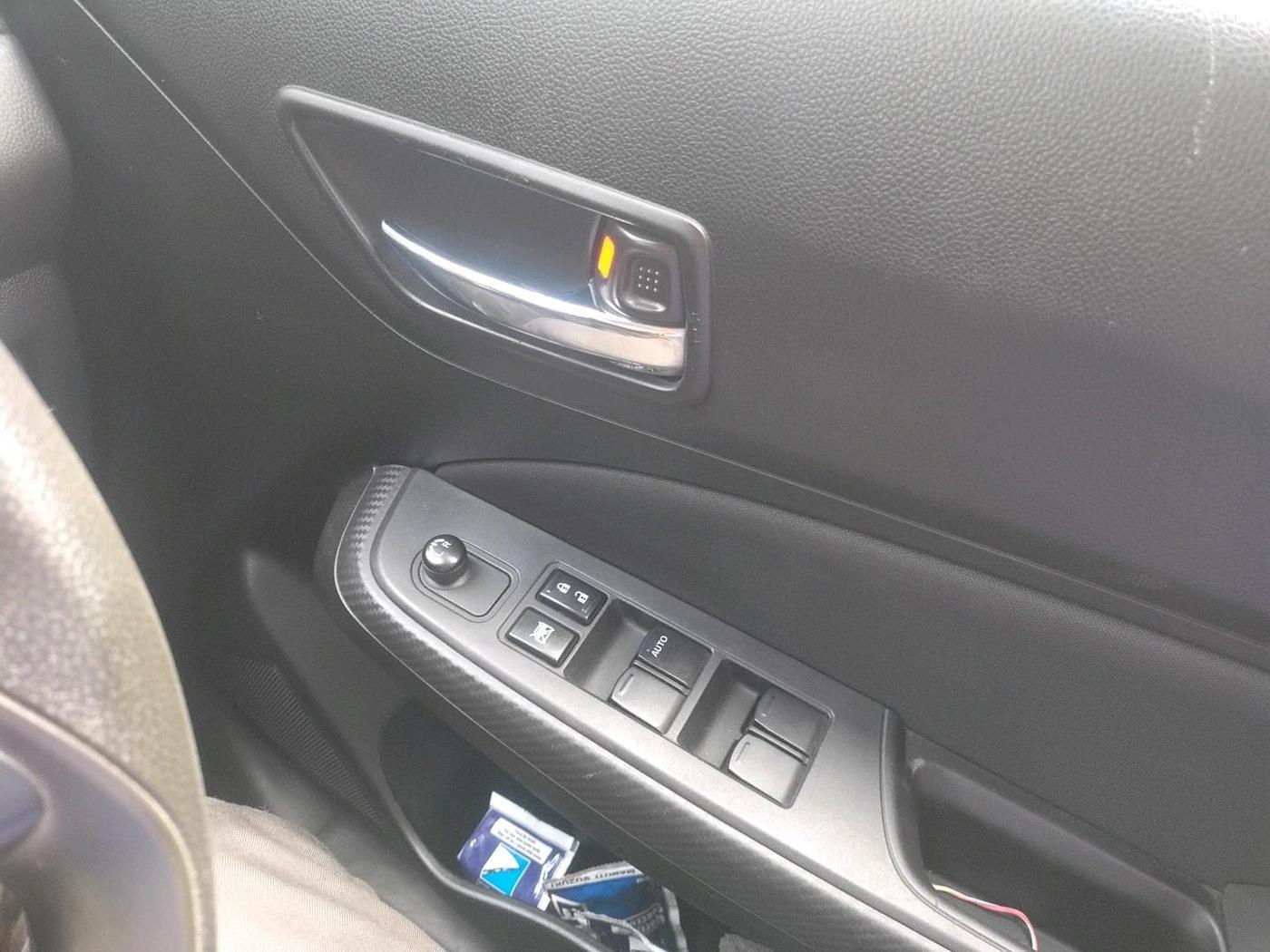 2022 Maruti Swift VXI, Petrol, Manual, 9,535 km, interior