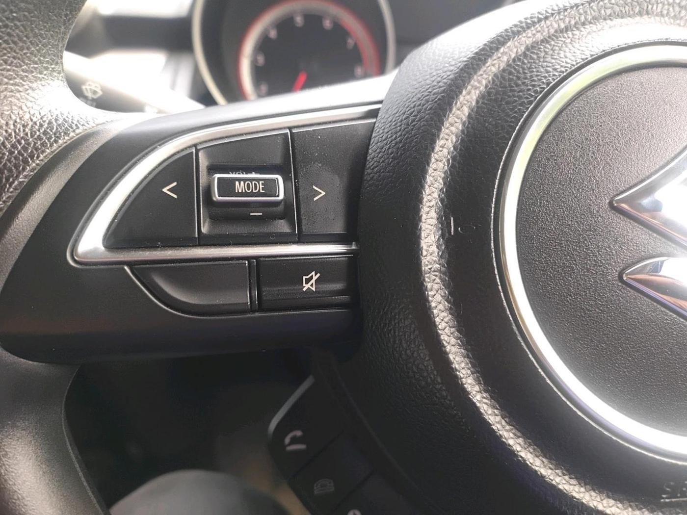 2022 Maruti Swift VXI, Petrol, Manual, 9,535 km, interior