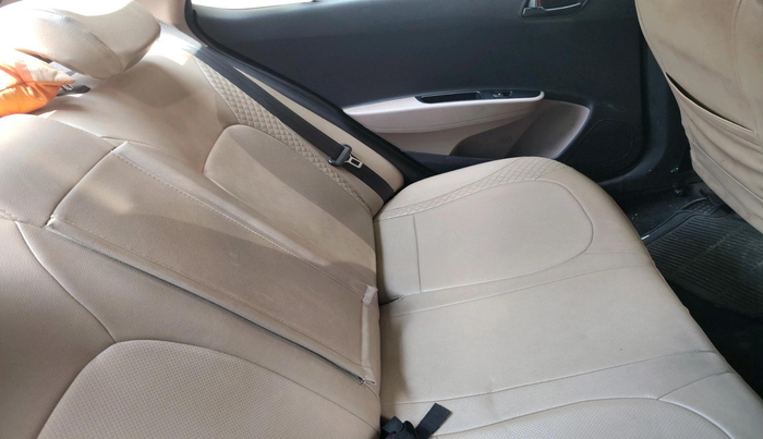 2017 Hyundai Xcent E+, Petrol, Manual, 22,712 km, interior