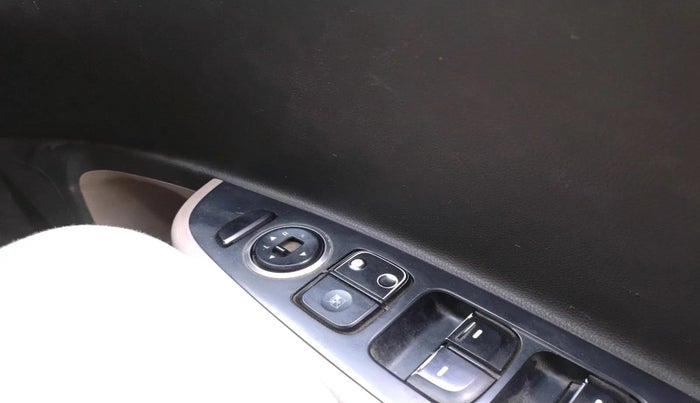 2015 Hyundai Xcent S 1.2, Petrol, Manual, 71,667 km, interior