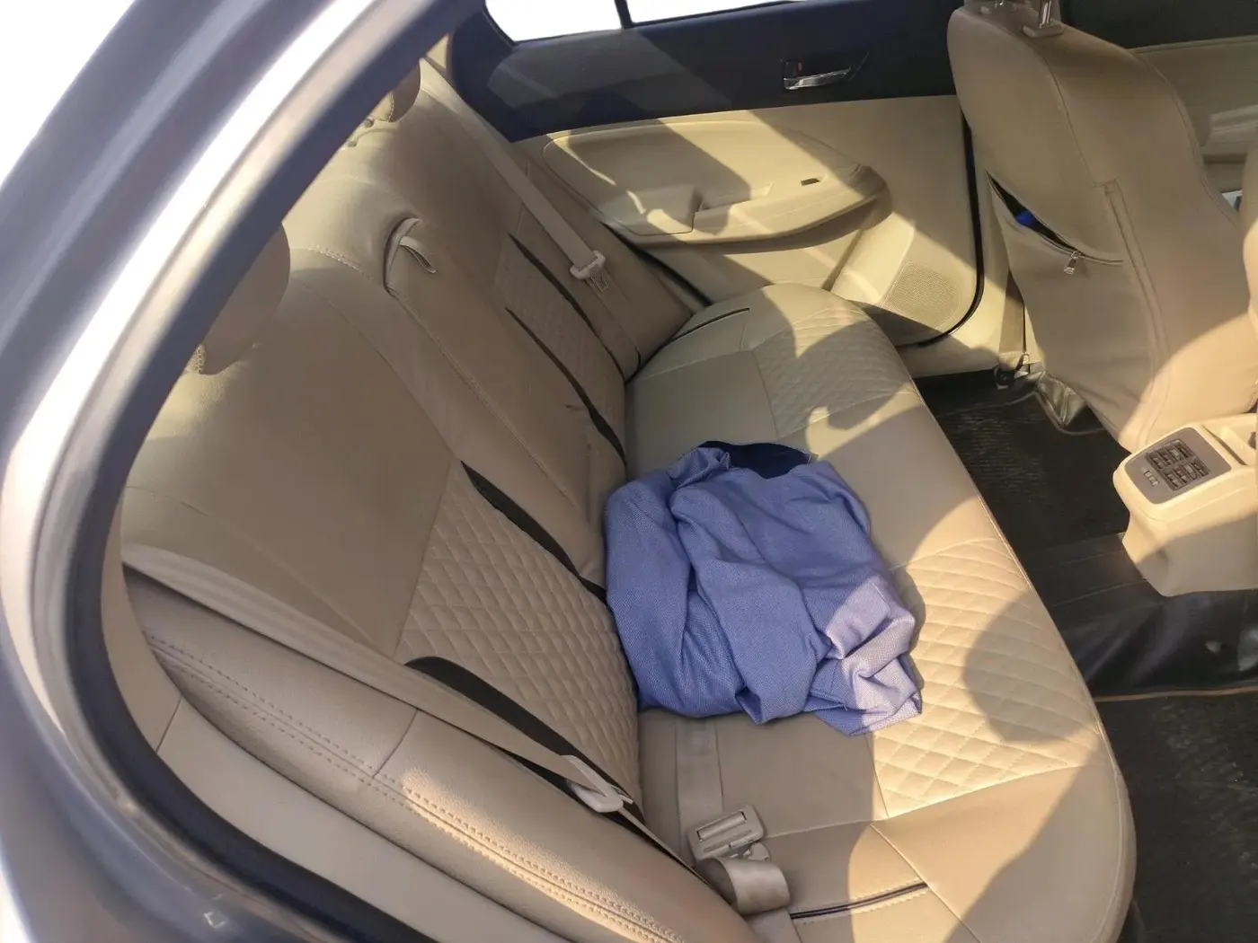 2020 Maruti Dzire VXI, Petrol, Manual, 23,368 km, interior