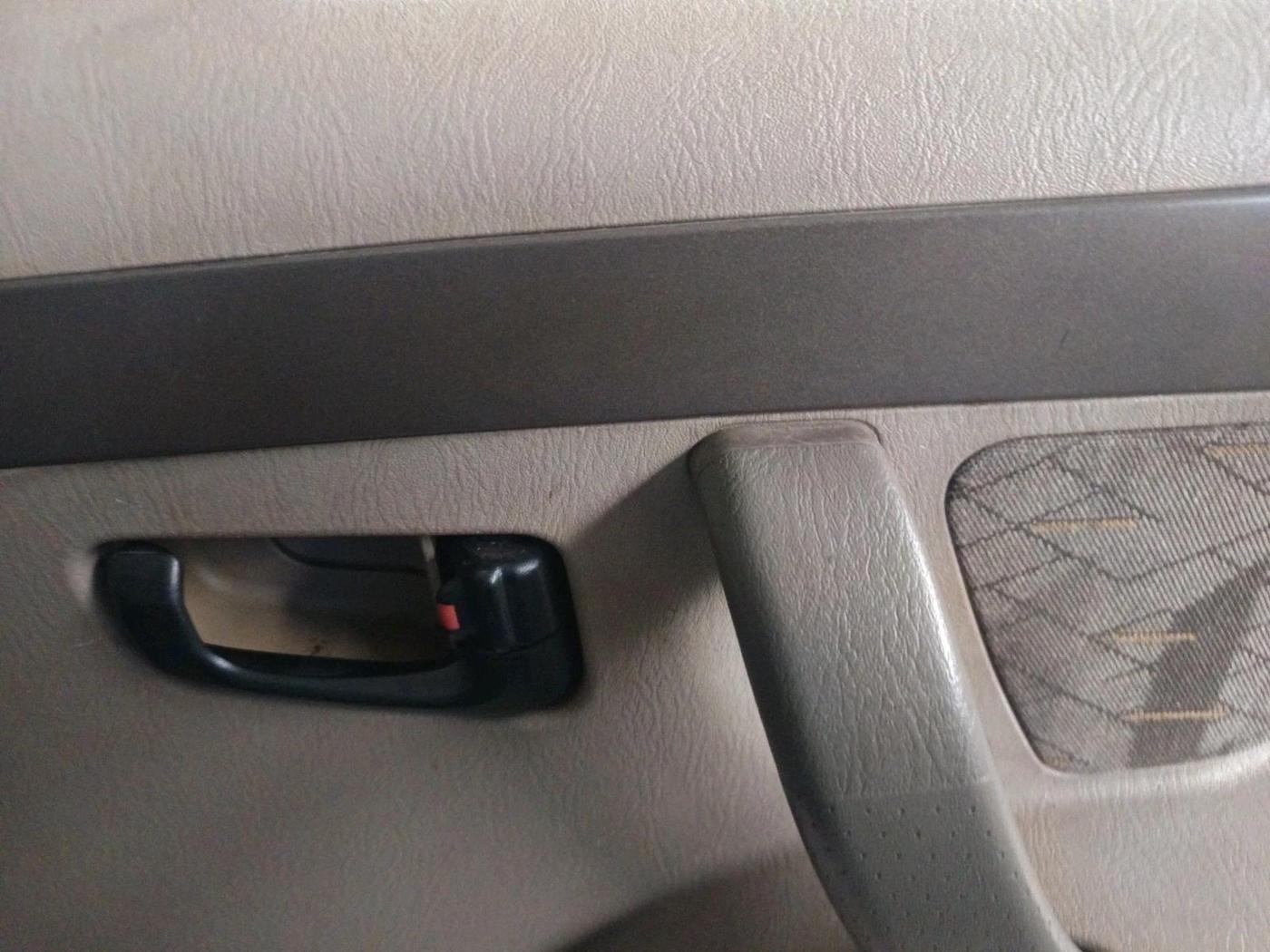 2013 Mahindra Scorpio VLX 2WD, Diesel, Manual, 43,104 km, interior