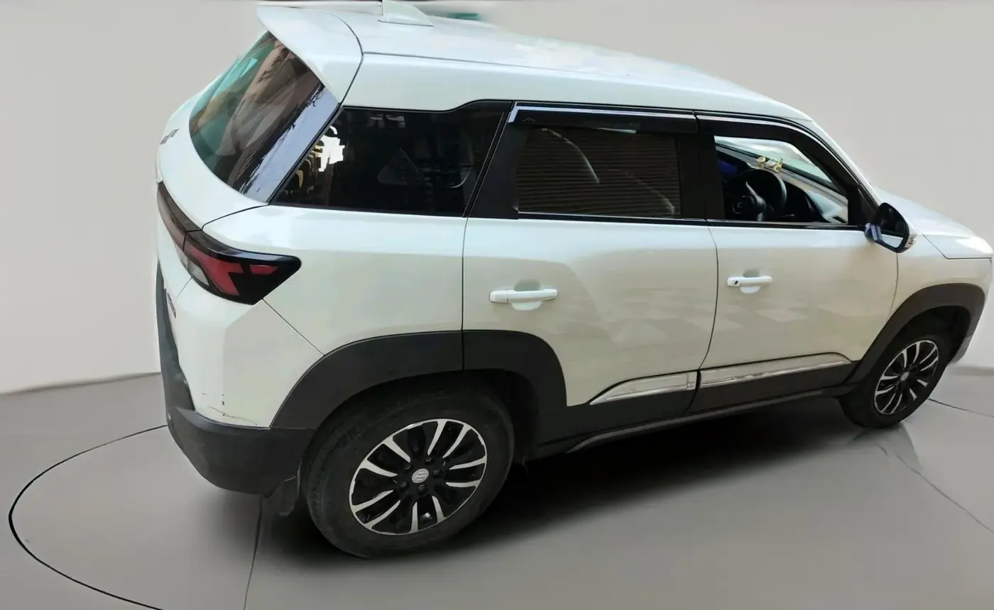 2022 Maruti BREZZA LXI SMART HYBRID, Petrol, Manual, 38,218 km, exterior