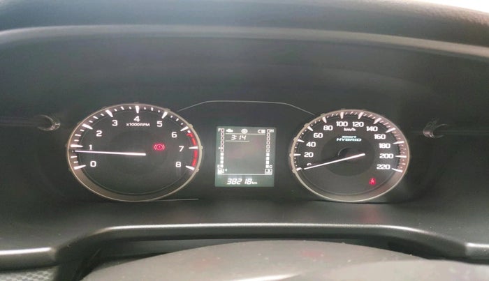 2022 Maruti BREZZA LXI SMART HYBRID, Petrol, Manual, 38,218 km, interior
