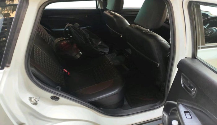 2022 Maruti BREZZA LXI SMART HYBRID, Petrol, Manual, 38,218 km, interior