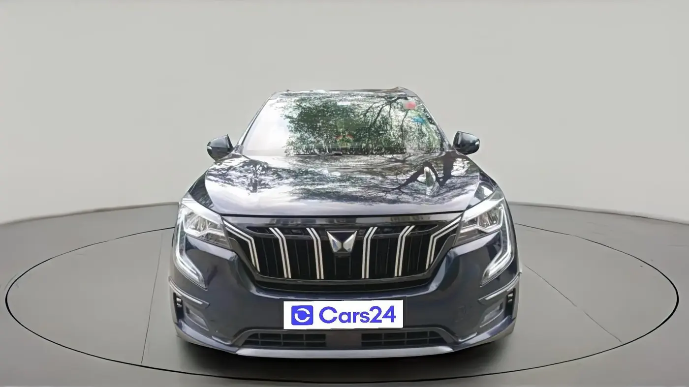 2022 Mahindra XUV700 AX 5 D MT 7 STR, Diesel, Manual, 73,092 km, exterior