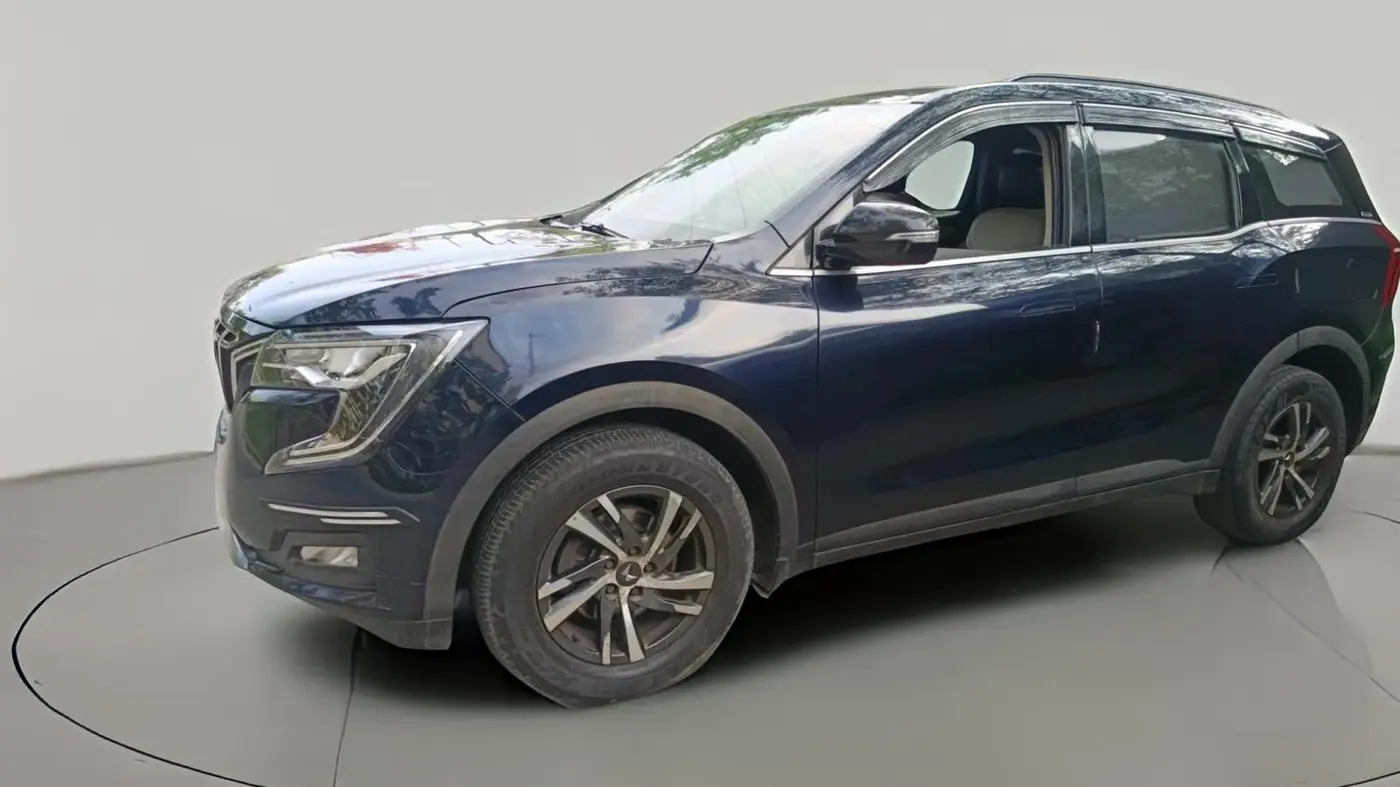 2022 Mahindra XUV700 AX 5 D MT 7 STR, Diesel, Manual, 73,092 km, exterior