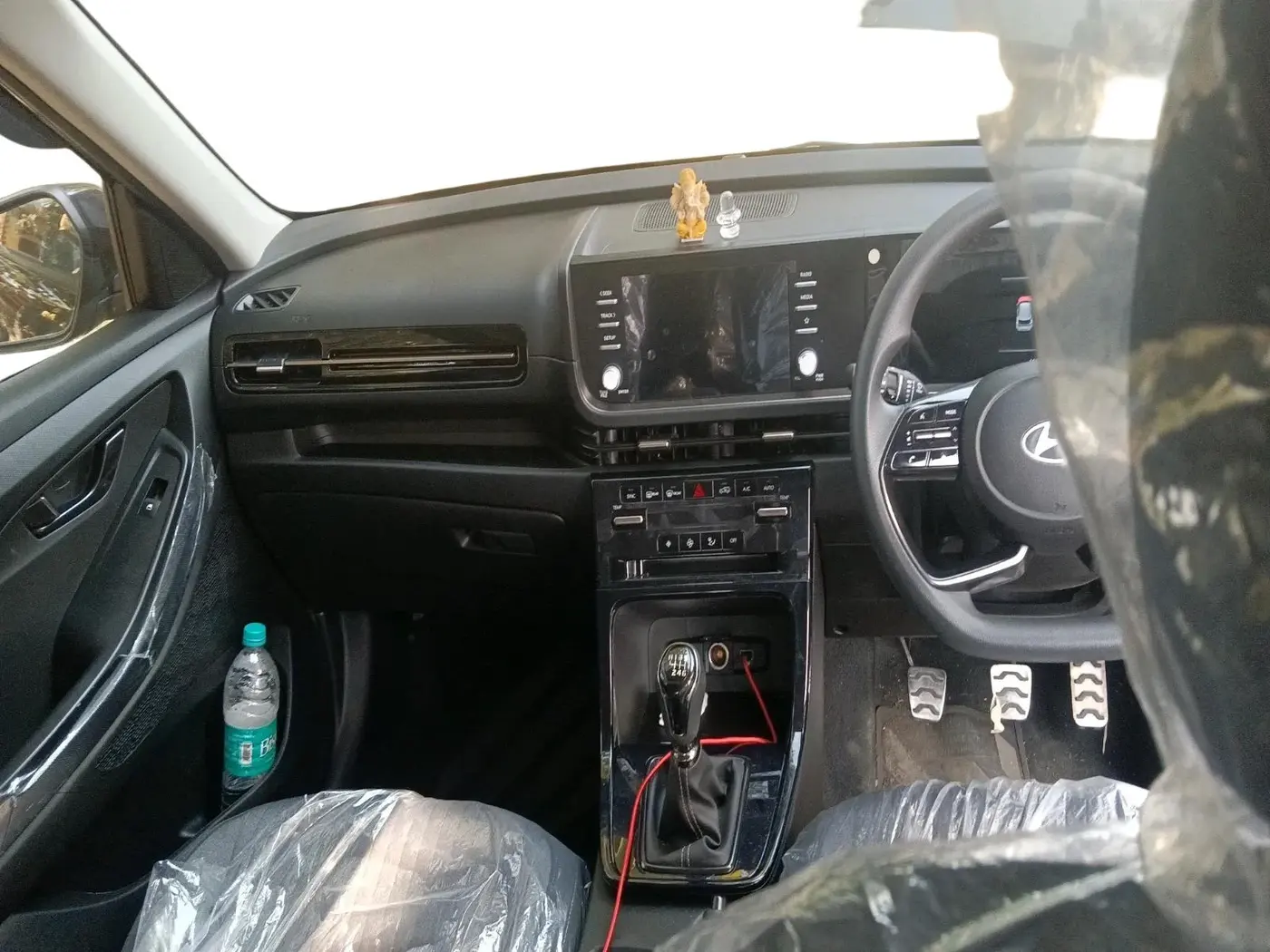 2025 Hyundai Creta S (O) 1.5 Petrol Knight Edition, Petrol, Manual, 3,500 km, interior
