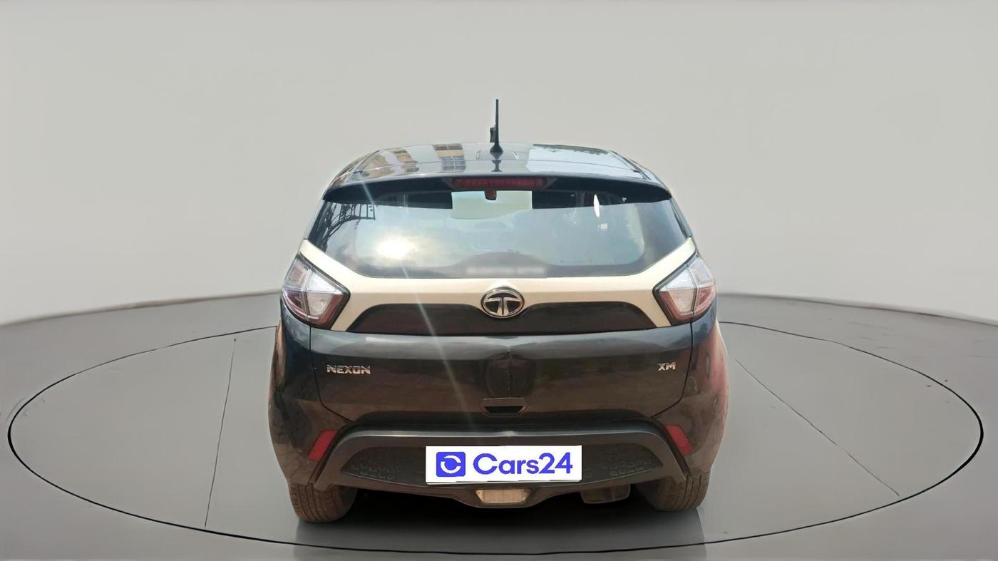 2017 Tata NEXON XM PETROL, Petrol, Manual, 35,322 km, exterior