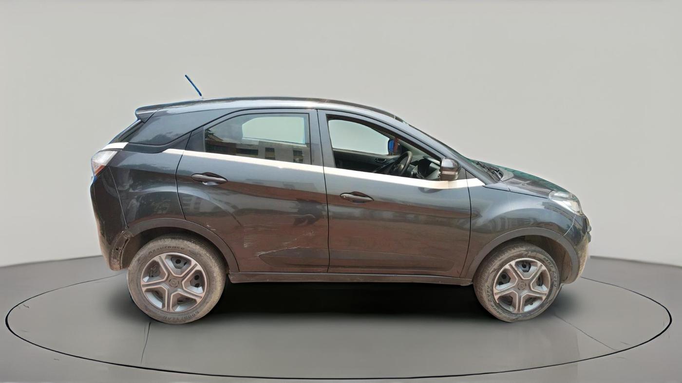2017 Tata NEXON XM PETROL, Petrol, Manual, 35,322 km, exterior