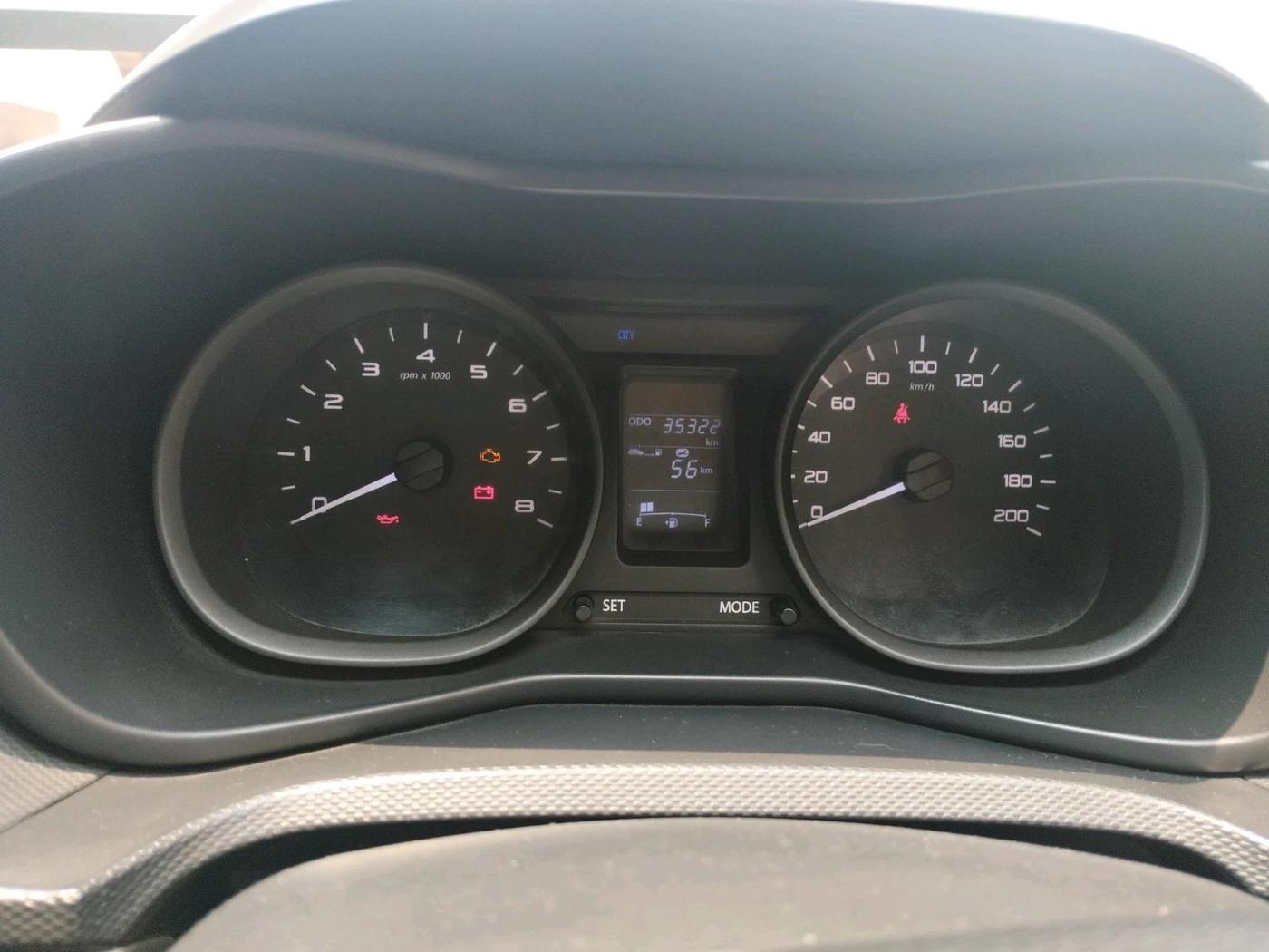 2017 Tata NEXON XM PETROL, Petrol, Manual, 35,322 km, interior