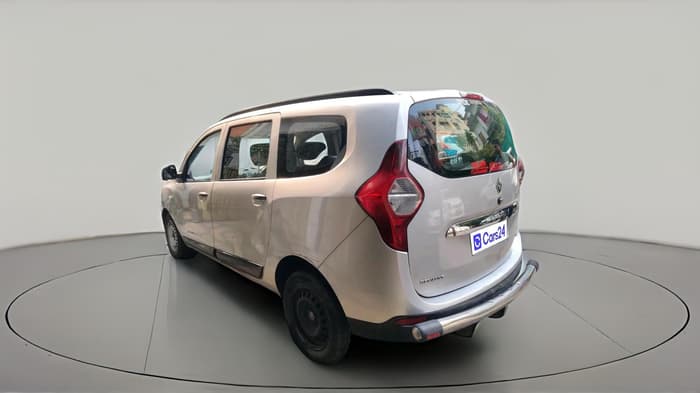 2016 Renault Lodgy 85 PS RXE 7 STR, Diesel, Manual, 1,43,379 km, exterior